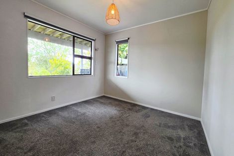 Photo of property in 25a Bay Street, Red Beach, 0932