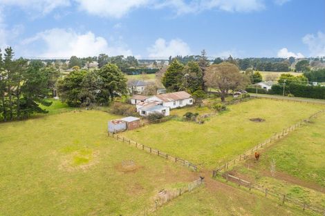 Photo of property in 9 Nancy Street, Takapau, 4203