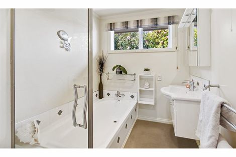 Photo of property in 32 Kowhai Street, Highfield, Timaru, 7910