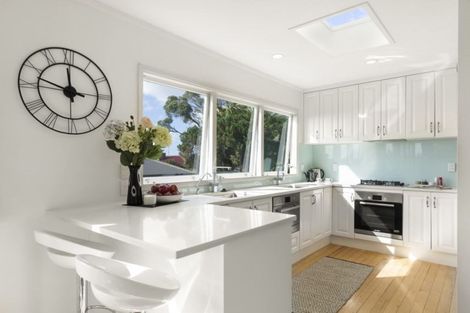 Photo of property in 120 Sunrise Avenue, Mairangi Bay, Auckland, 0630