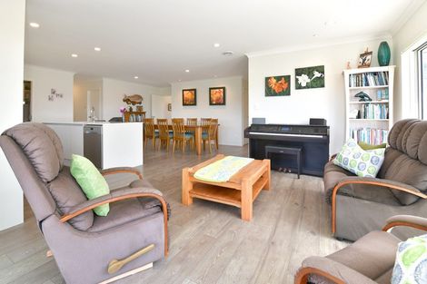 Photo of property in 39 Discovery Drive, Gulf Harbour, Whangaparaoa, 0930