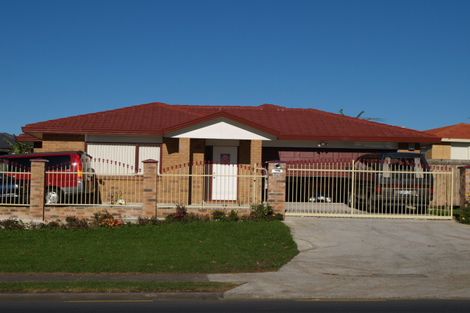 Photo of property in 562 Massey Road, Mangere, Auckland, 2022