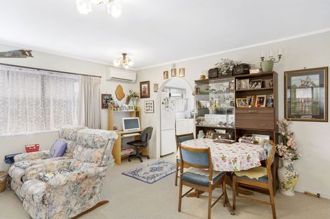 Photo of property in 63a Pemberton Crescent, Greerton, Tauranga, 3112