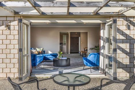 Photo of property in 18 Gilligan Close, College Estate, Whanganui, 4500