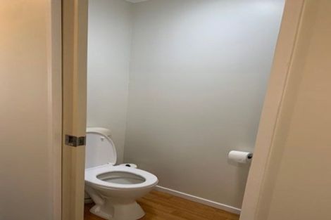 Photo of property in 3/17 Harbour View Road, Te Atatu Peninsula, Auckland, 0610