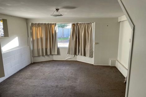 Photo of property in 2/3 Glencourt Place, Glenfield, Auckland, 0629