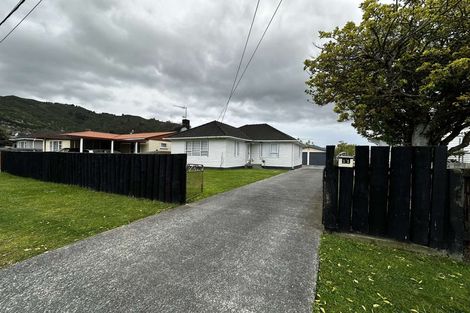 Photo of property in 11 Bythell Street, Wainuiomata, Lower Hutt, 5014