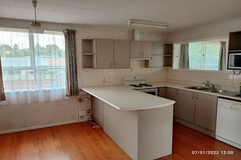 Photo of property in 45 Gossamer Drive, Pakuranga Heights, Auckland, 2010