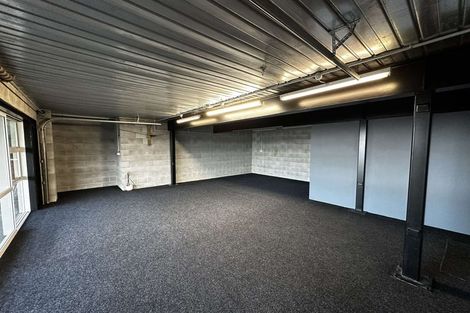 Photo of property in 165 Townsend Road, Miramar, Wellington, 6022