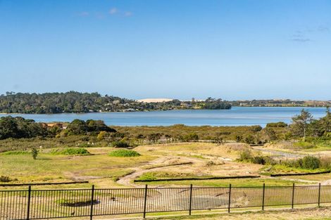 Photo of property in 48 Old Waipu Road, Mangawhai, 0505