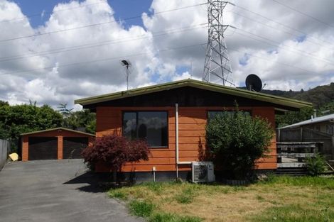 Photo of property in 8 Cherrywood Place, Western Heights, Rotorua, 3015