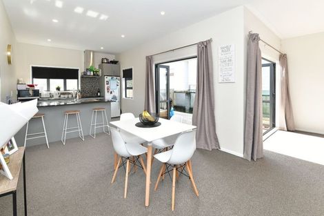 Photo of property in 294 Royal Road, Massey, Auckland, 0614