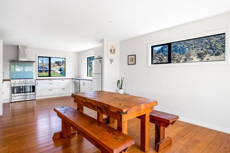 Photo of property in 28 Wabler Lane, Albert Town, Wanaka, 9305