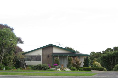 Photo of property in 51 Karina Road, Merrilands, New Plymouth, 4312