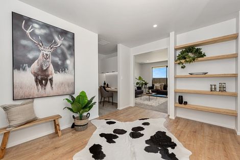 Photo of property in 12 Bosun Place, Te Atatu Peninsula, Auckland, 0610