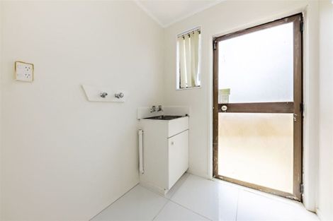 Photo of property in 1/149 Te Irirangi Drive, Flat Bush, Auckland, 2019