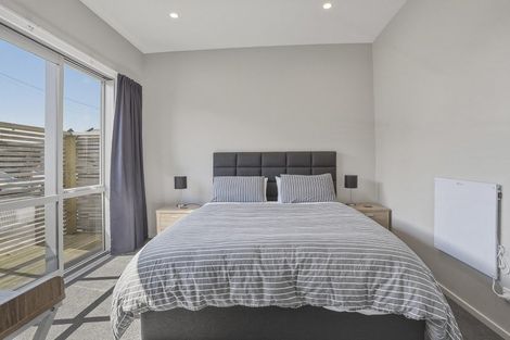 Photo of property in 43 Bradshaw Street, South Dunedin, Dunedin, 9012