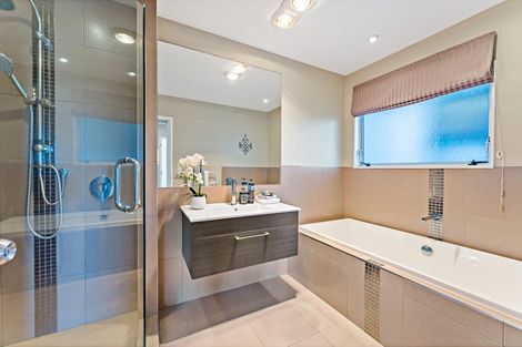 Photo of property in 1207 Whangaparaoa Road, Gulf Harbour, Whangaparaoa, 0930