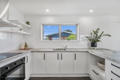 Photo of property in 72a Main Street, Edgecumbe, 3120