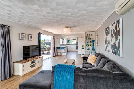 Photo of property in 109 Auckland Road, Greenmeadows, Napier, 4112