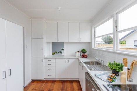 Photo of property in 5a Bradford Place, Awapuni, Palmerston North, 4412