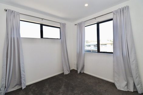 Photo of property in 7d Pinehurst Place, Wattle Downs, Auckland, 2103