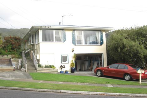 Photo of property in 59 Lowry Crescent, Stokes Valley, Lower Hutt, 5019