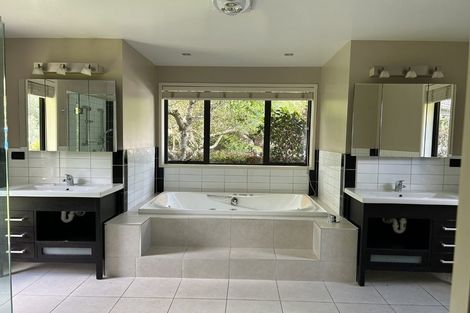 Photo of property in 45 Harry Dreadon Road, Opaheke, Papakura, 2584