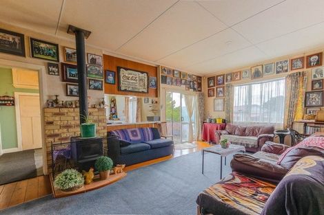 Photo of property in 30 Konini Street, Tawhero, Whanganui, 4501