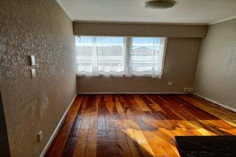 Photo of property in 3 Sandleigh Road, Hamilton Lake, Hamilton, 3204