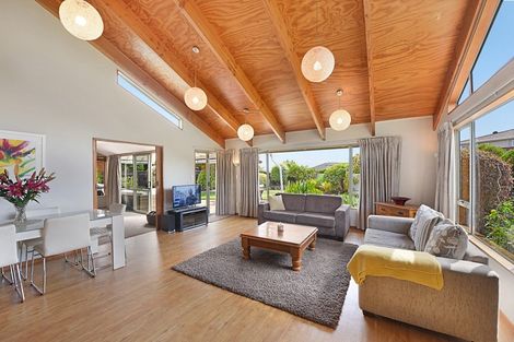 Photo of property in 1 Stead Crescent, Stoke, Nelson, 7011