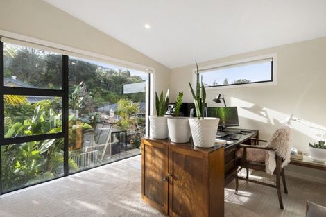 Photo of property in 25a Pohutukawa Avenue, Shelly Park, Auckland, 2014