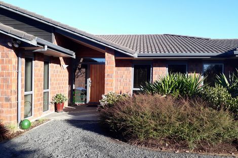 Photo of property in 33 Mangauika Road, Pirongia, Te Awamutu, 3876