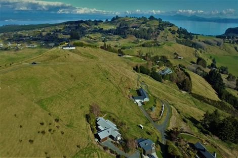 Photo of property in 40 Trig Hill, Acacia Bay, Taupo, 3385