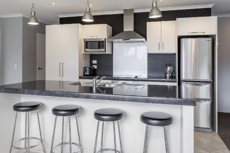 Photo of property in 12 Kuaka Crescent, Mangawhai, 0505