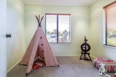 Photo of property in 30 Palmbrook Avenue, Havelock North, 4130