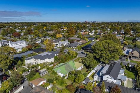 Photo of property in 28 Jacksons Road, Merivale, Christchurch, 8014