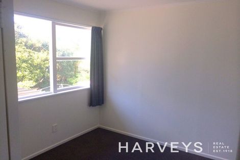 Photo of property in 42 Crystal Avenue, Glendene, Auckland, 0602