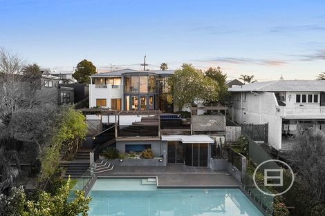 Photo of property in 11 Beatrice Avenue, Hillcrest, Auckland, 0627