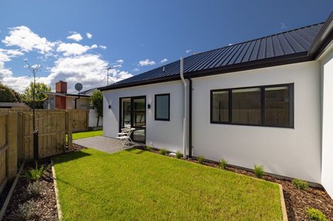 Photo of property in 121a Glandovey Road, Strowan, Christchurch, 8052