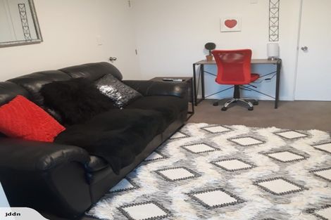 Photo of property in 1-5/95a Avenue Road, West End, Timaru, 7910