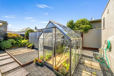 Photo of property in 8 Hargest Crescent, Saint Kilda, Dunedin, 9012