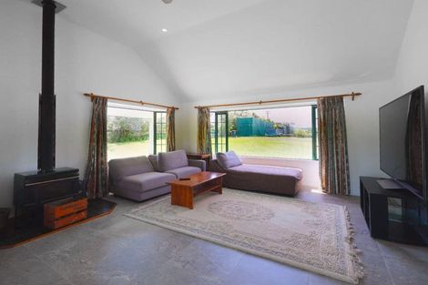 Photo of property in 91 Trig Road, Whitford, Howick, 2571