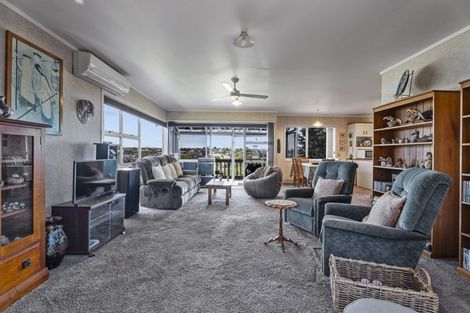 Photo of property in 33b Russleigh Drive, Dinsdale, Hamilton, 3204