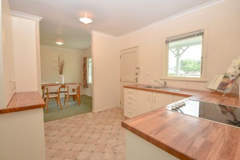 Photo of property in 24 Moreton Road, Carterton, 5713