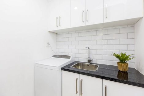 Photo of property in 2/25 Ebdentown Street, Ebdentown, Upper Hutt, 5018