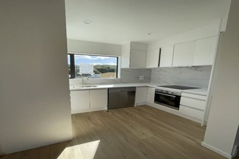 Photo of property in 19a Poruru Close, Papakura, 2110