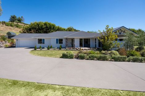 Photo of property in 65 Dalmore Way, Acacia Bay, Taupo, 3385