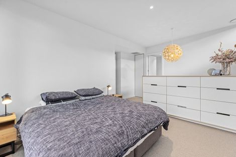 Photo of property in 6 Stackbrae Avenue, Wanaka, 9305