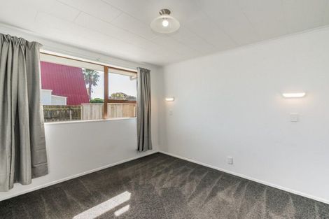 Photo of property in 62a Mazengarb Road, Paraparaumu Beach, Paraparaumu, 5032